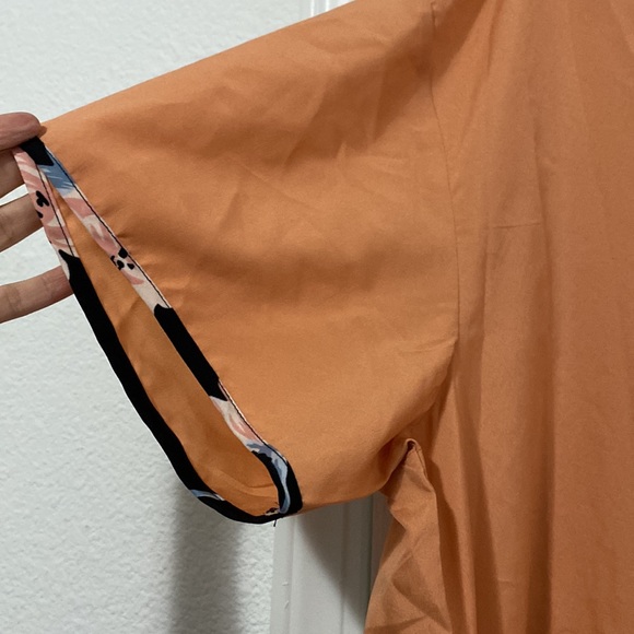 Gold Coast Melon Orange Nightie Intimates V Neck Short Sleeve Nightgown 1X - Picture 3 of 3